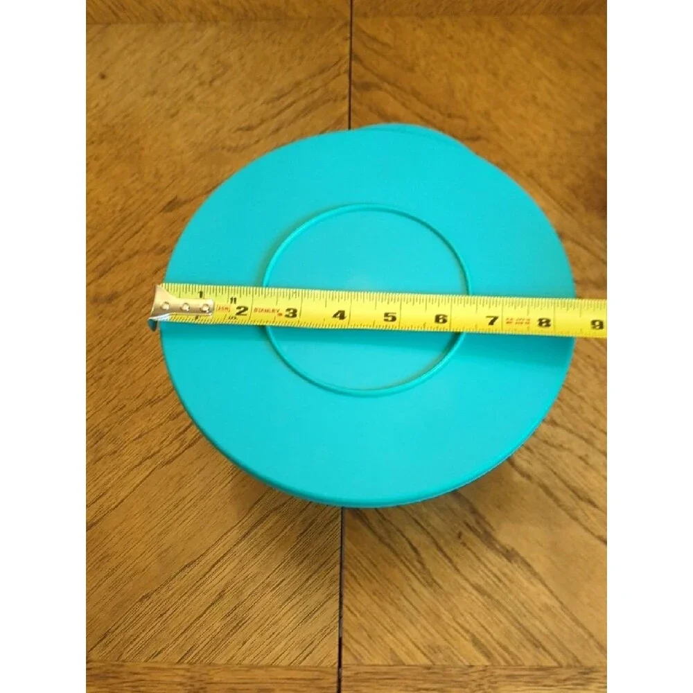 Tupperware Set of Two Plastic Storage Bowls in Teal and Blue 2.5L
